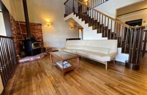 Inawashiro Bed & Breakfast | Alpine Lodge: Family-Friendly Retreat with Breakfast Included