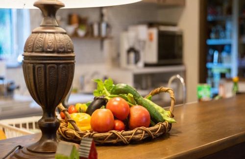 Inawashiro Bed & Breakfast | Alpine Lodge: Family-Friendly Retreat with Breakfast Included