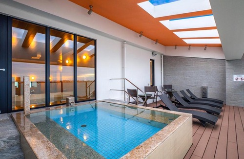Kitanakagusuku Hotel | Discover エンズマリーナ イン ライカム - Ideal for Families