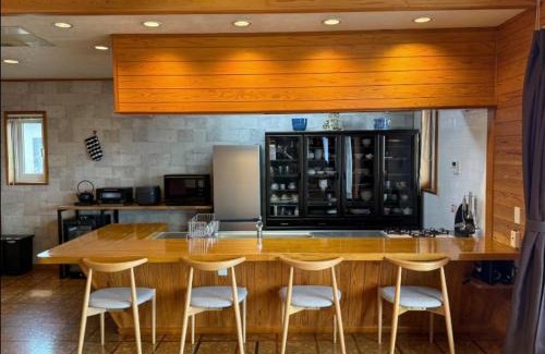 Kisakatamachi House | Ocean View Retreat: Seaside Villa with Child-Friendly Amenities