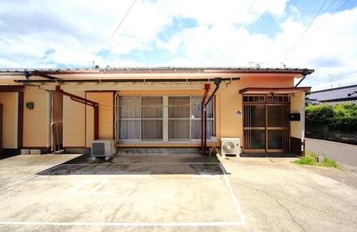Izumi House | Discover カモンイン 寿: Family-Friendly Retreat with 10/10 Rating