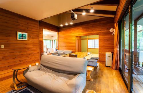 Tsumagoi House | Relaxing BBQ Retreat in North Karuizawa for Families