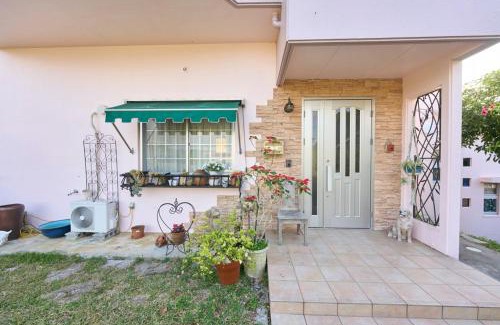 Okinawa House | Exceptional Accommodation at グリーンハウス - 4 Star Quality