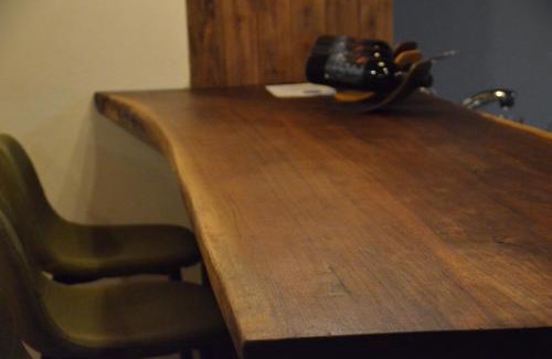 Shibetsu House | Cozy Guesthouse & Café Bar Estoraru with Breakfast Included