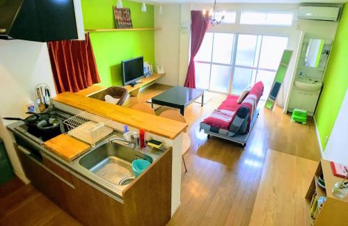 Kochi Apartment | Family-Friendly Guesthouse Lululu: Ideal for Groups & Retreats