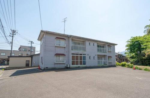 Itoigawa Apartment | Family-Friendly Getaway at Corp Sekiya with 8/10 Review Score