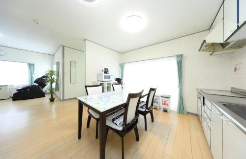 Chigasaki Apartment | Family-Friendly Stay at サザンコースト湘南 - 8.1 Rated