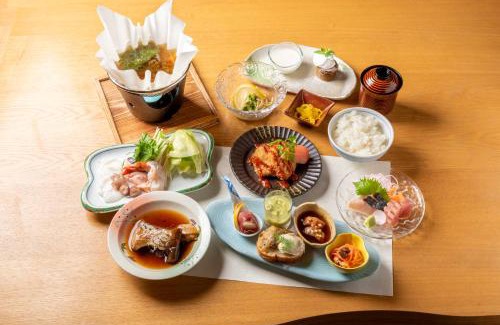 Utsumi Hotel | Family-Friendly Retreat at サポートイン南知多