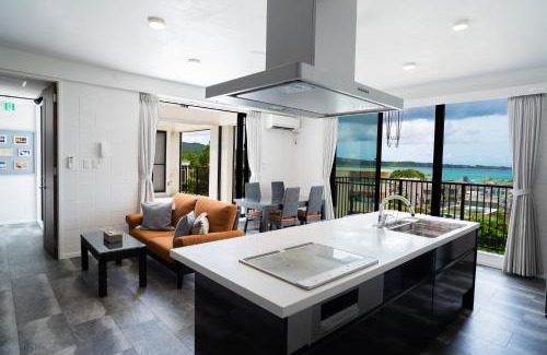 Maeganeku Villa | Family-Friendly SeaSpaceRoad with Hot Tub & 9/10 Rating