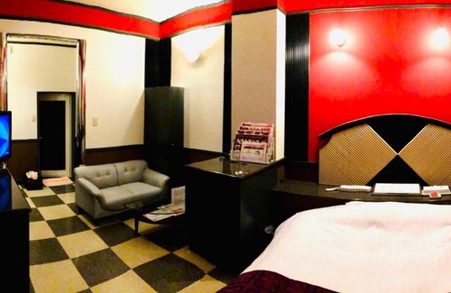 Shimotsuke Hotel | Stylish Tochigi: Adults-Only Retreat with Hot Tub