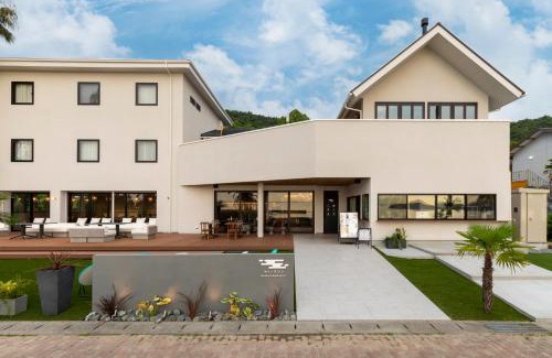 Towa Hotel | Discover セトノウツツ: Family-Friendly Retreat Awaits