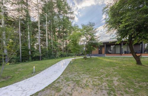 Kitasaku-gun House | Experience トライハク軽井沢 日向-ひなた- with Family & Pets