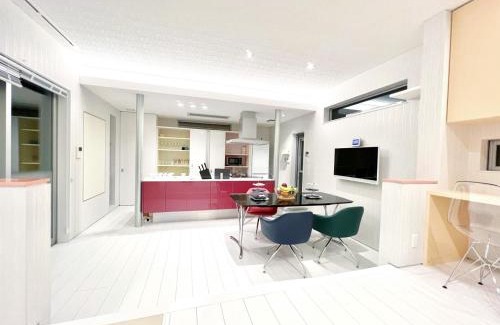 Shirahama Apartment | Family-Friendly Villa with Pool, BBQ & Minutes to the Beach