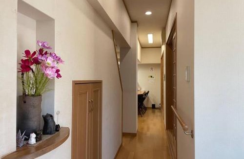 Susami Apartment | Beachside Retreat: Private Space at Minpaku Yamaguchi