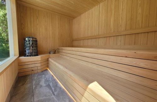 Futo House | Oceanfront Oasis: フレッチア - Guest Rated 9.8/10