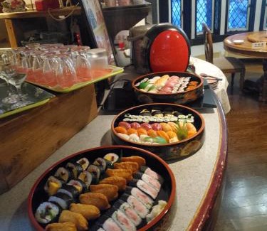 Hakuba Hotel | Perfect Getaway at プチホテル葡萄屋 - 4-Star Family Comfort