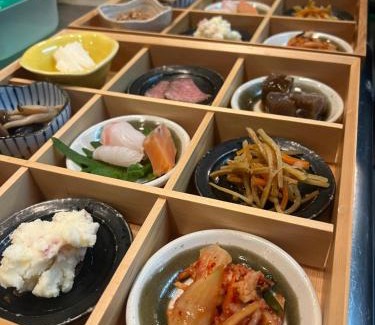 Tokashiki Hotel | Exceptional ペンションニライカナイ with Breakfast & Family Amenities