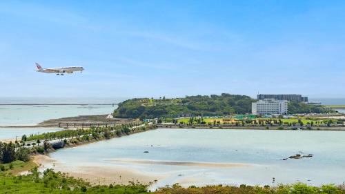 Gushi Hotel | Discover Hotel Airport View Naha - Rated 8.3/10 by Guests