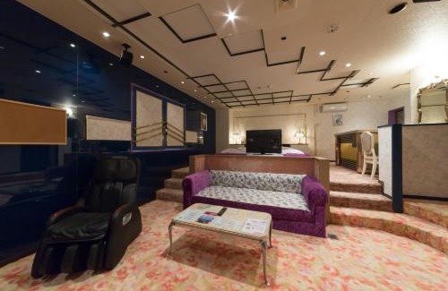 Chuo Ward Hotel | Family-Friendly Hotel Shanti with Kitchen & Breakfast Included