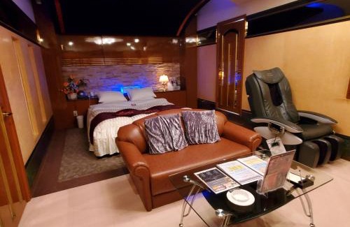 Asahikawa Hotel | Relax at Hotel Celine - Adults Only with Hot Tub Access