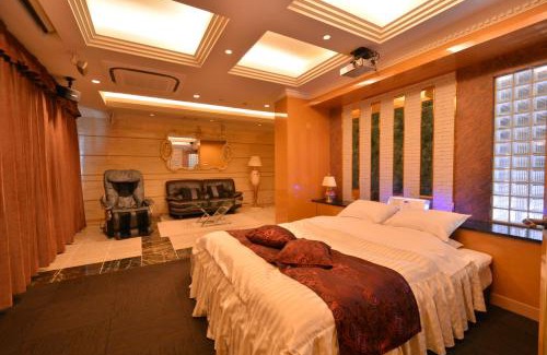Asahikawa Hotel | Relax at Hotel Celine - Adults Only with Hot Tub Access
