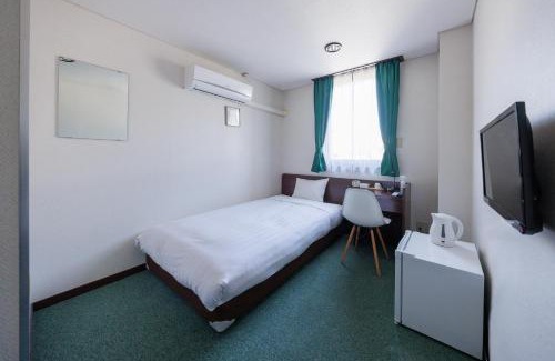 Hitachi Hotel | Cozy Hotel Nomad Hitachi: Family-Friendly with Breakfast