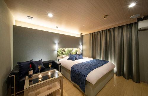Himeji Hotel | Relax at Hotel Kei with Breakfast and Hot Tub Amenities