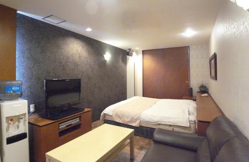 Akashi Hotel | Discover Hotel Timeless Akashi with Breakfast & Accessibility