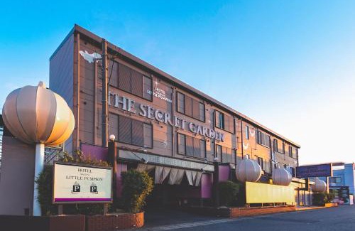 Kita Ward Hotel | Enchanting Pumpkin Secret Garden Hotel with Breakfast Included
