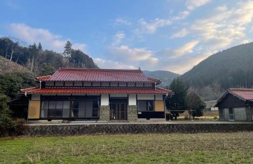 Hagi House | Pet-Friendly Retreat at The 34Sassys - Perfect for Families