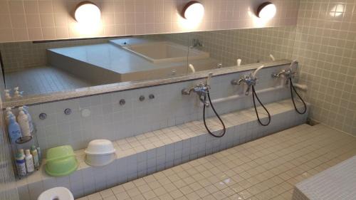 Shimonoseki Hotel | Top-Rated ライダーハウス レッドSUN: Family-Friendly Retreat