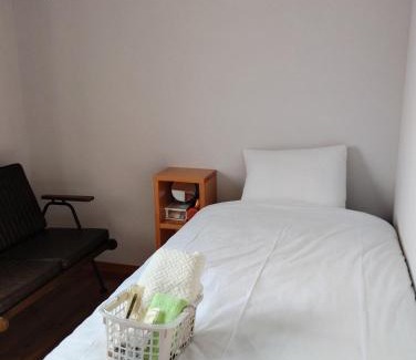 Tsuboya House | Discover Naha's Scenic Retreat: Spacious 6LDK for Groups