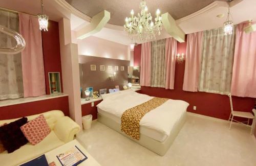 Saijo Hotel | Relax at リージェンシー: Family-Friendly with Hot Tub