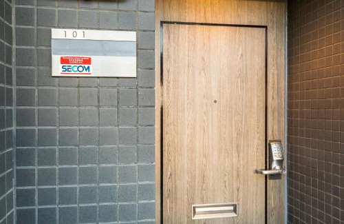 Minami Ward Apartment | Family-Friendly Retreat at ルグランみしま with Hot Tub