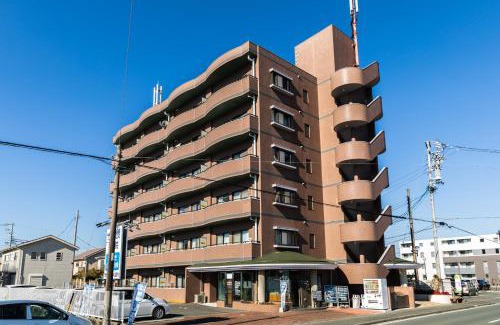 Minami Ward Apartment | Family-Friendly Retreat at ルグランみしま with Hot Tub