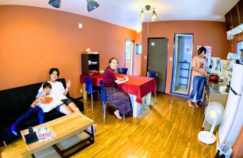 Kochi Apartment | Family-Friendly Retreat at ルルルあたご: Perfect for Groups