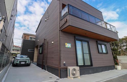 Yokosuka Apartment | GLOCE ル グランブリュリゾート長沢: Oceanfront Pet-Friendly Escape