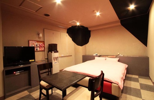 Nagaoka Hotel | Family-Friendly Stay at レストロヴェスト with Great Amenities