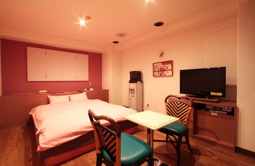 Nagaoka Hotel | Family-Friendly Stay at レストロヴェスト with Great Amenities
