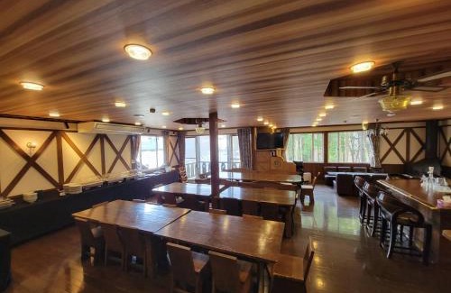 Yuzawa-machi Hotel | Cozy Lodge TONBO in Ishizuchi: Family-Friendly Amenities