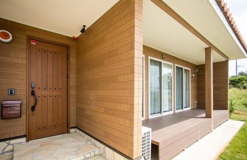 Miyakojima Apartment | Family-Friendly Villa Akabana B with 9/10 Guest Rating