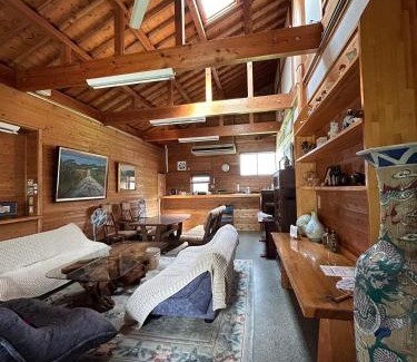 Kotohira House | Inviting Friends Stay: Pet-Friendly & Family-Oriented Rooms