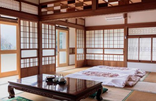 Saijo House | Experience Engawanotoki Villa: Family-Friendly Retreat