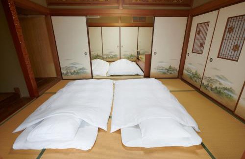 Nachikatsuura House | Explore 熊野古道: A Perfect Base with Free Parking & Wifi