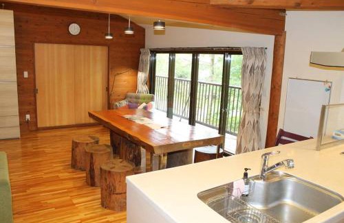 Nagano Ski Chalet | Modern Ski Chalet: 9.4/10 Rated with WiFi & Café Access