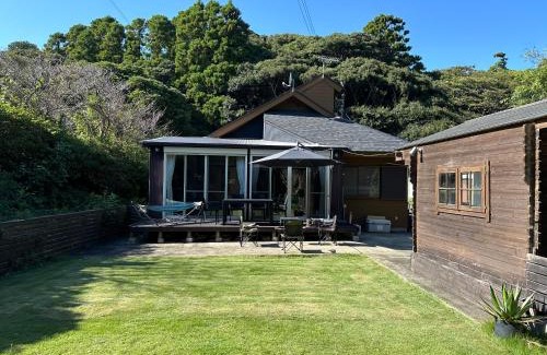 Isumi House | Pet-Friendly Isumi Base: Family Getaway with Pool & Kitchen