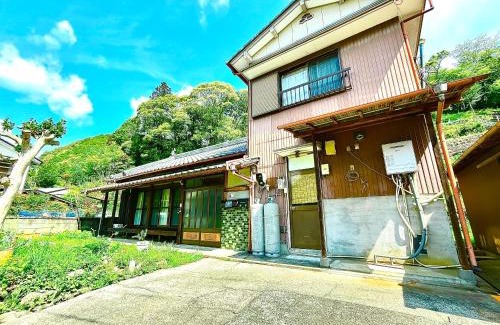 Motoyama-cho Apartment | Pet-Friendly 一軒宿さめうら: Perfect for Families & Groups