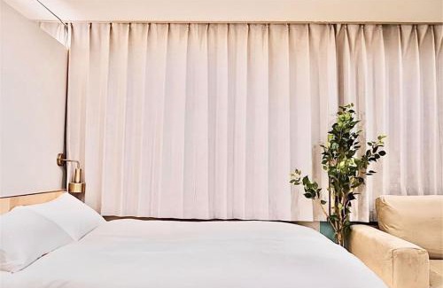 Yushima Hotel | Elegant 5-Star Hotel Near Ueno Park with Free WiFi