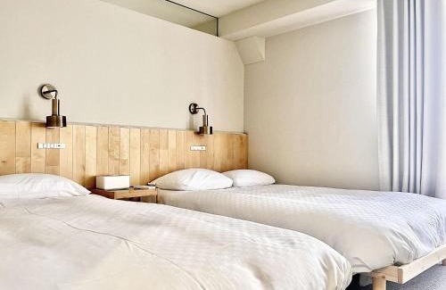 Yushima Hotel | Explore Ydob: Elegant 5-Star Suite Near Ueno Park