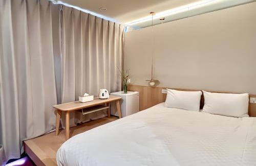 Yushima Hotel | Discover Designer Rooms at Tokyo Ueno Super Center Hotel